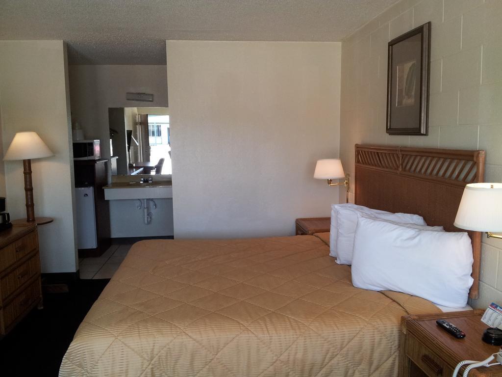 American Quality Lodge Panama City Buitenkant foto